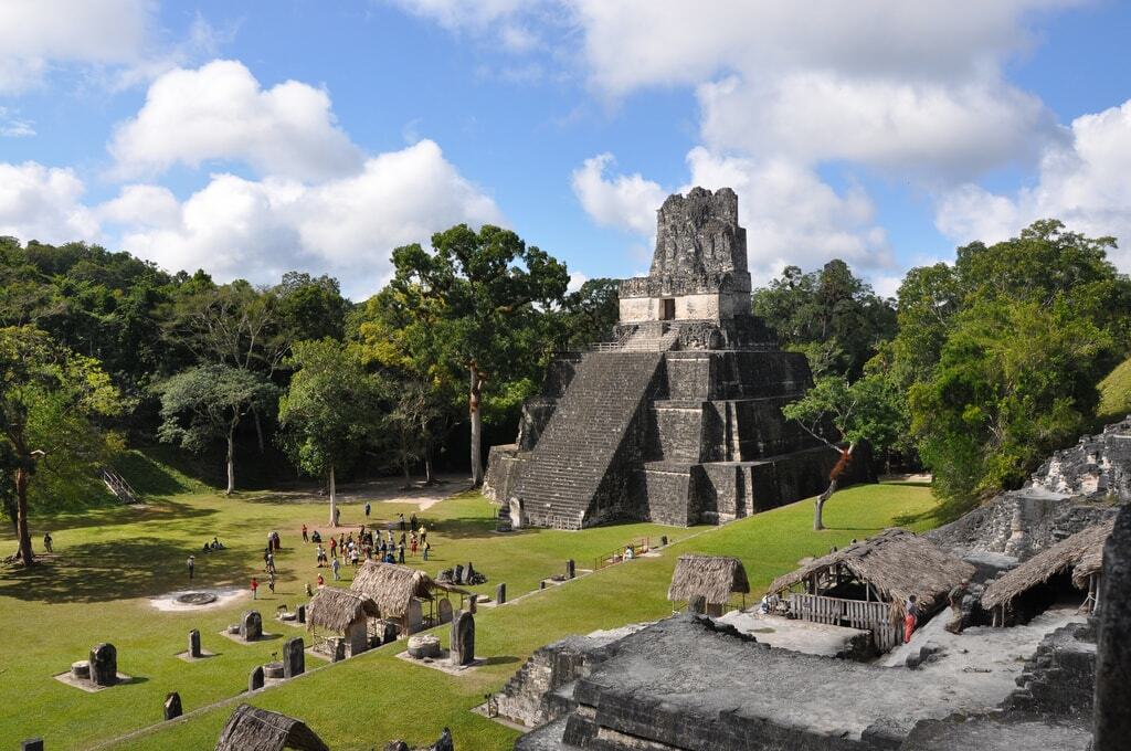 best mayan ruins to visit in belize